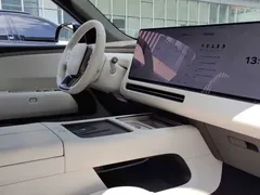 2026 Li Auto L8, чёрный — фото 13