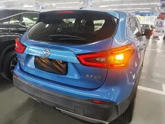 2021 Nissan Qashqai 2.0L CVT Luxury, синий — фото 7