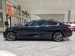 2022 BMW 3 Series 325Li M Sport, чёрный — фото 27