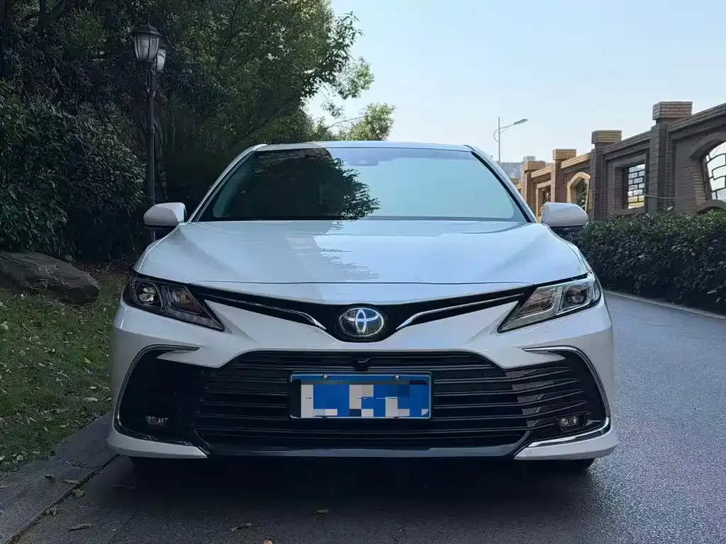 2021 Toyota Camry Hybrid 2.5HGVP Leading