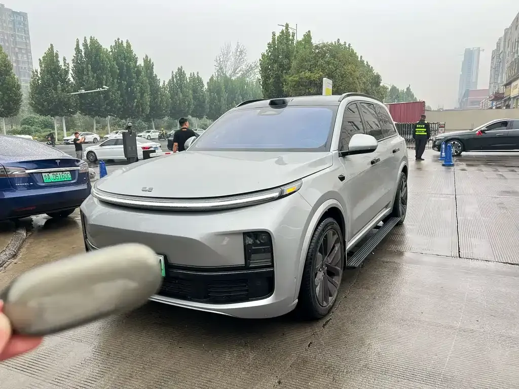 2022 Li Auto L9 Max
