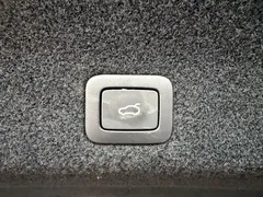 2026 Xiaomi SU7 RWD Standard, зелёный — фото 13