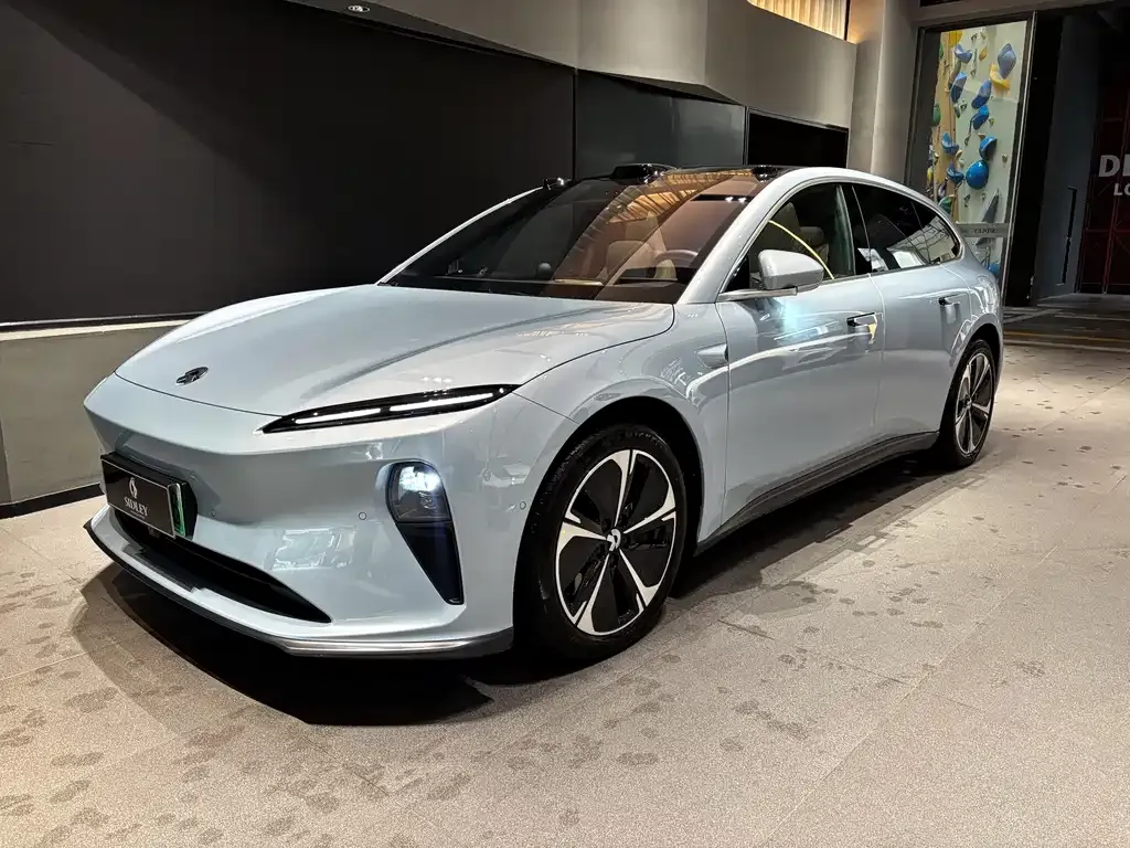 2024 Nio ET5T 75kWh Touring