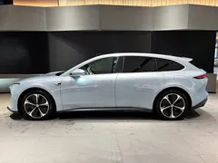 2024 Nio ET5T 75kWh Touring, синий — фото 4