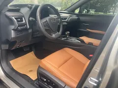 2022 Lexus UX 260h Hybrid — фото 4