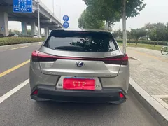 2022 Lexus UX 260h Hybrid — фото 7