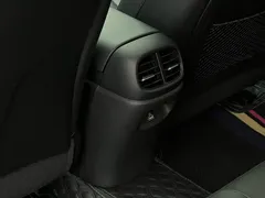 2022 Hyundai Elantra 1.5L CVT LUX Premium — фото 12