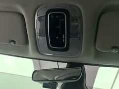 2022 Hyundai Elantra 1.5L CVT LUX Premium — фото 14