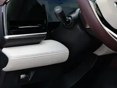 2021 Geely Monjaro 2.0TD High Power AT 4WD Flagship — фото 16