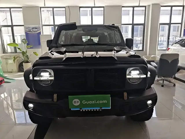 2023 Tank 300 2.0T Tieqi 02