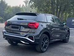 2022 Audi Q2L 35 TFSI Sport, чёрный — фото 5