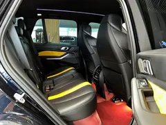 2022 BMW X5 M, чёрный — фото 9