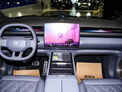 2026 Nio ES8 5-seat Executive Luxury, чёрный — фото 10