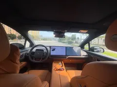2025 Li Auto i6 4WD Standard, чёрный — фото 9