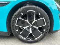 2024 Xiaomi SU7 RWD Long Range Smart Driving, синий — фото 23