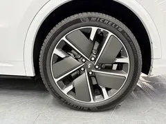 2025 Li Auto L8 Smart Refresh, белый — фото 16