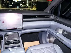 2026 Nio ES8 6-seat Executive Luxury, чёрный — фото 30
