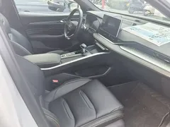 2023 Geely Preface 1.5TD Kunlun, белый — фото 9