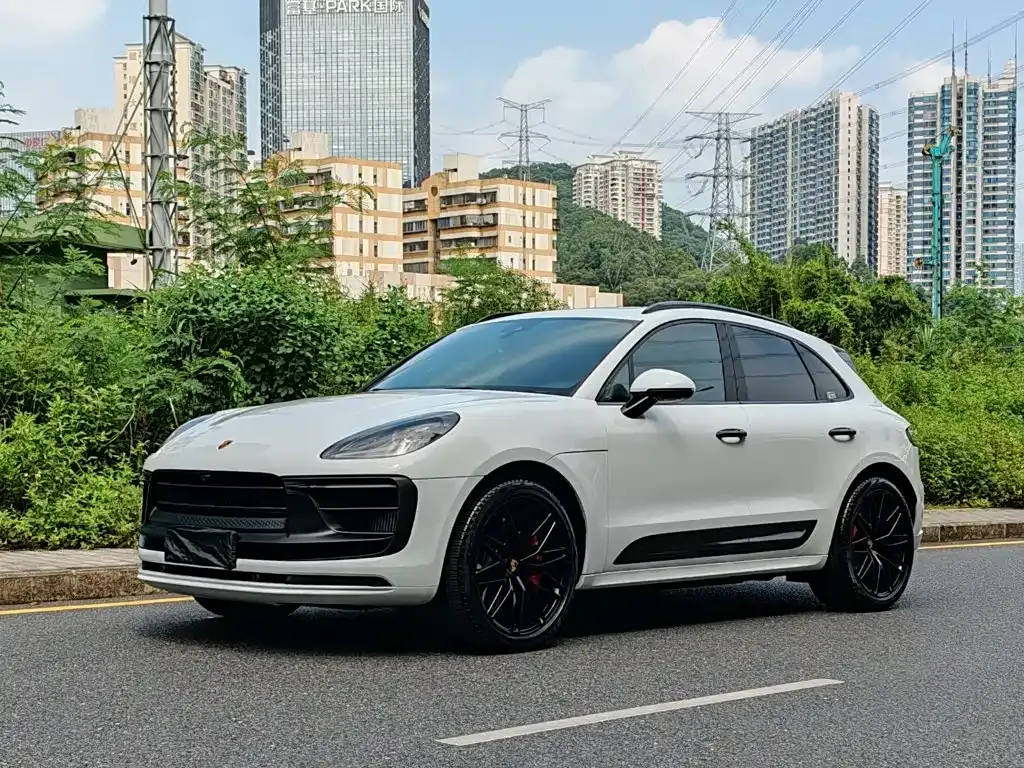 2023 Porsche Macan GTS 2.9T