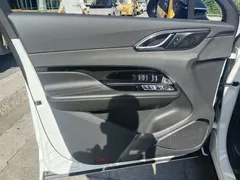 2025 Hongqi HS3 PHEV 117km Plus, белый — фото 14