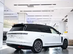 2026 Nio ES8 6-seat Executive Signature, белый — фото 8