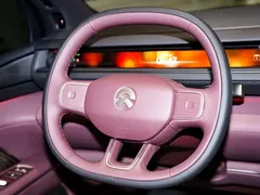 2026 Nio ES8 6-seat Executive Signature, белый — фото 15