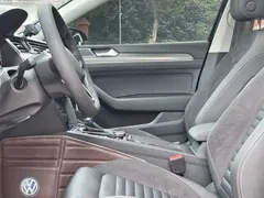 2020 Volkswagen Magotan 330TSI DSG Leading, чёрный — фото 4
