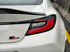 2023 Toyota GR86 2.4L MT 10th Anniversary, белый — фото 6