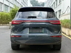 2024 Aito M7 1.5T Smart Driving 4WD Ultra 5-seat, синий — фото 14