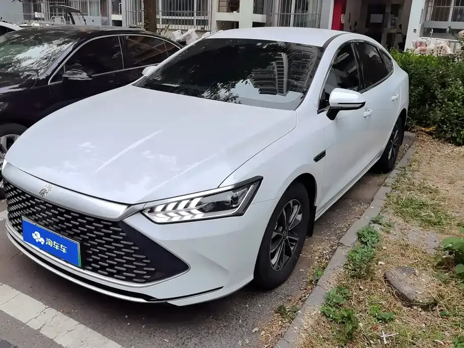 2024 BYD Qin PLUS Honor DM-i PHEV 55km Leading