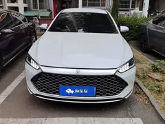 2024 BYD Qin PLUS Honor DM-i PHEV 55km Leading, белый — фото 2