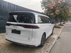 2025 BYD Xia DM-i PHEV 1.5T 180km Excellence, белый — фото 6