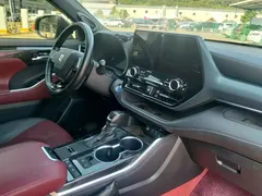 2021 Toyota Crown Kluger 2.5L Hybrid 4WD Flagship, чёрный — фото 11