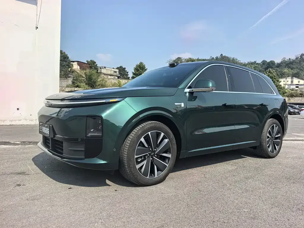 2025 Li Auto L6