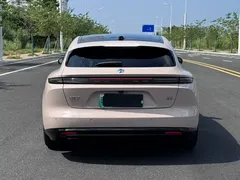 2025 Nio ET5T 100kWh Touring — фото 5