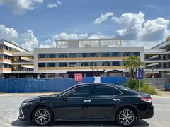 2021 Toyota Camry 2.5G Luxury, чёрный — фото 3