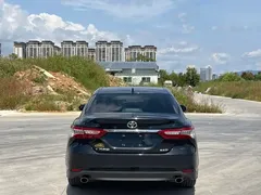 2021 Toyota Camry 2.5G Luxury, чёрный — фото 9