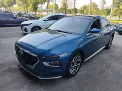2021 Hyundai Mistra 1.8L CVT GLX Elite, синий — фото 1