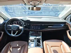 2023 Audi Q7 55 TFSI quattro S line Sport, чёрный — фото 12