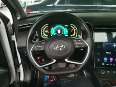2021 Hyundai Tucson L 1.5T DCT GLX Elite, белый — фото 11
