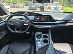 2022 Changan UNI-V 1.5T Sport — фото 7