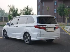 2021 Honda Odyssey 2.0L Premium, белый — фото 4