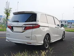 2021 Honda Odyssey 2.0L Premium, белый — фото 6