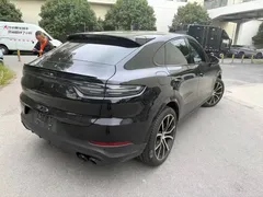 2023 Porsche Cayenne Coupé 3.0T Platinum Edition, чёрный — фото 9