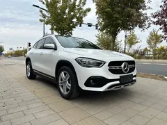 2022 Mercedes-Benz GLA 180, белый — фото 2