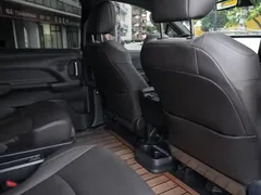 2023 Toyota Granvia 2.5L Hybrid Flagship VIP, синий — фото 13