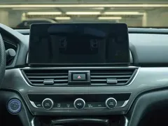 2022 Honda Accord 260TURBO Luxury, чёрный — фото 17