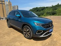 2023 Volkswagen Tayron 280TSI 2WD Luxury Plus Advanced, синий — фото 3