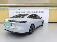 2026 BYD Seal 08 EV 785km 4WD Flagship — фото 3