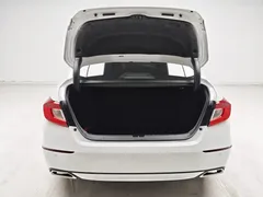 2018 Honda Accord 260TURBO Elite, белый — фото 10